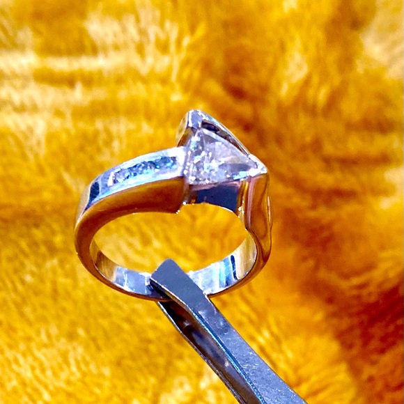 Genuine Diamond Ring, custom Trilliant cut - Picture 7 of 17